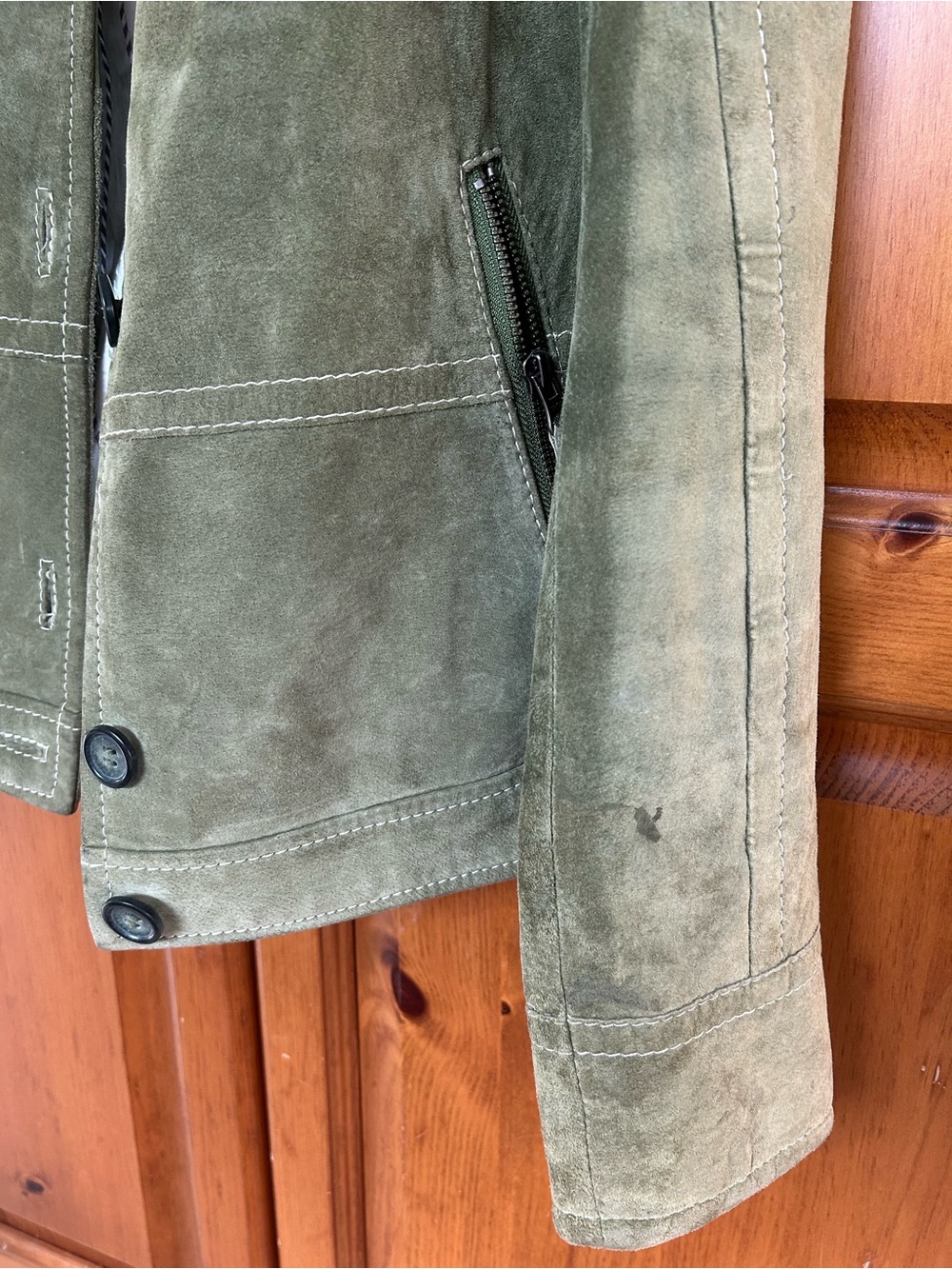 Women's Danier Olive Green Suede Button-Front Jacket - Picture 8 of 9